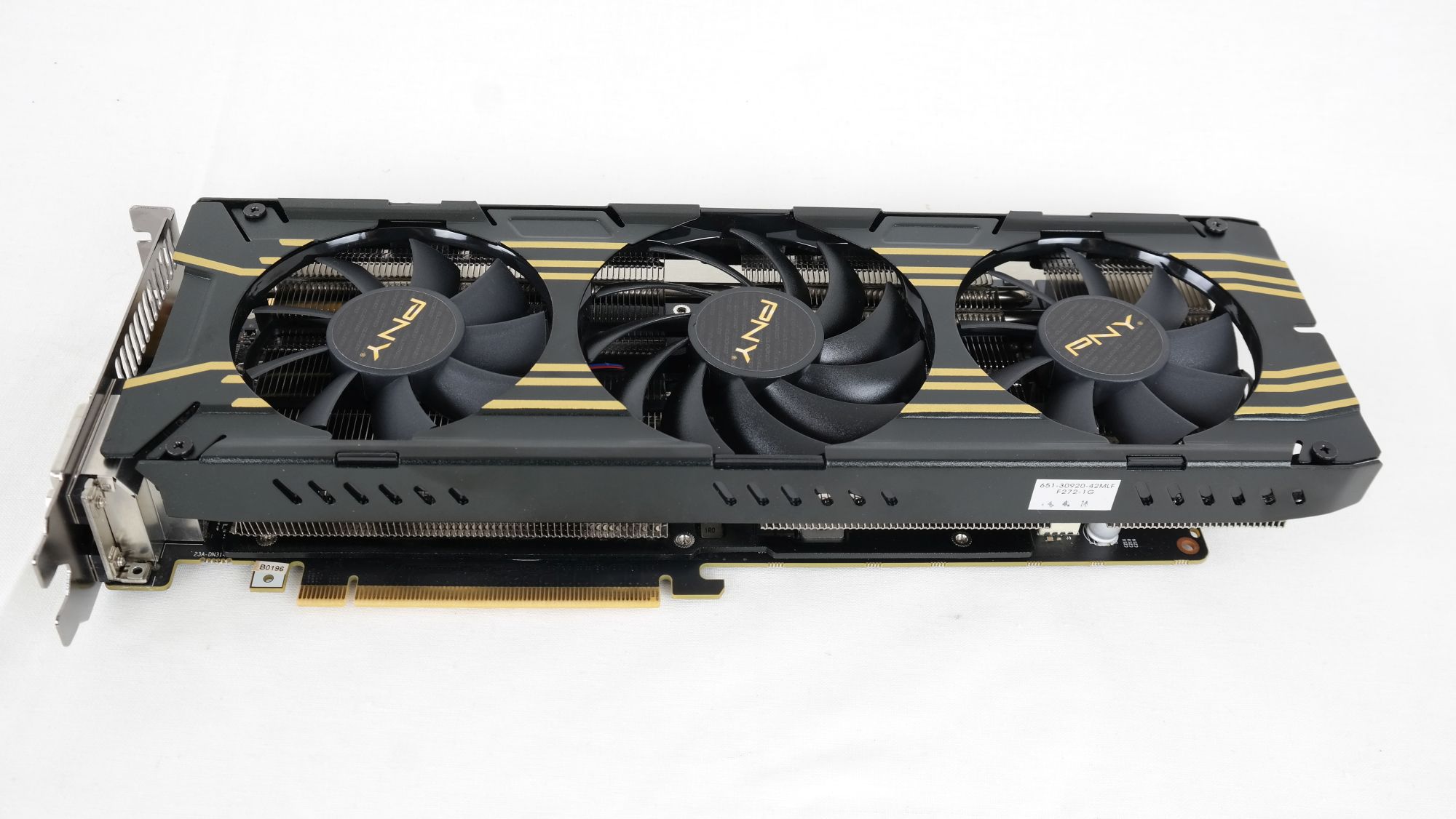 PNY_GTX_780Ti_XLR8_02