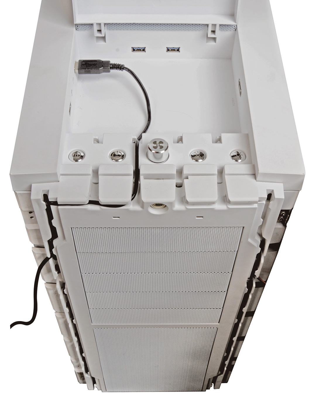 colossus_white_cable_management