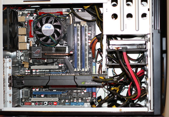 asusgeforcegtx590ubs01